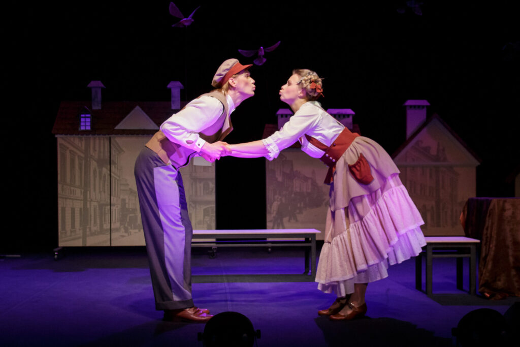 Дзве гісторыі кахання: “Заручыны” – на сцэне Палаца культуры прафсаюзаў! Дзве гісторыі кахання: “Заручыны” – на сцэне Палаца культуры прафсаюзаў!